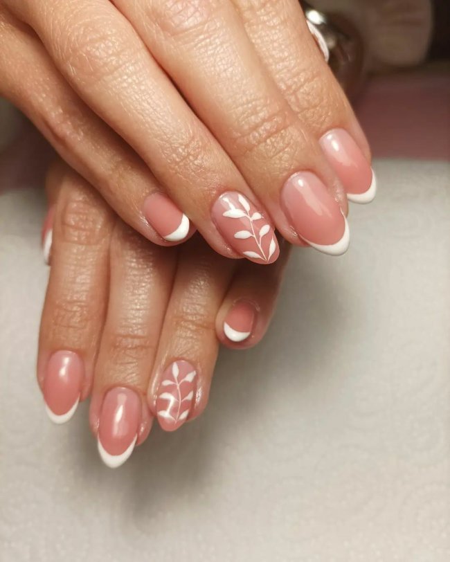 Французский маникюр