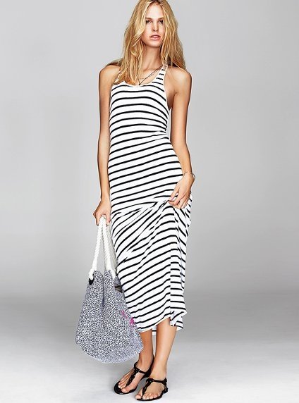 Стильное платье – сарафан с черными полосками от H&M
