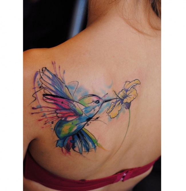 Красочная татуировка